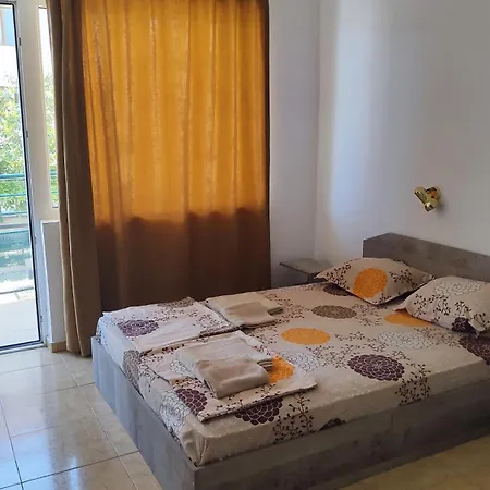 семеен метеора Хотел 2*